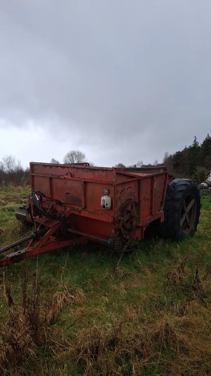 **2 DIFCO/TEVA HOPPERS FOR SALE** - Image 3