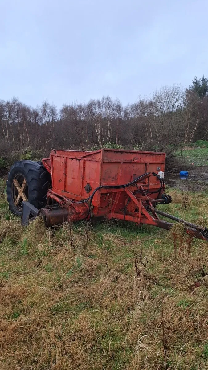 **2 DIFCO/TEVA HOPPERS FOR SALE** - Image 1