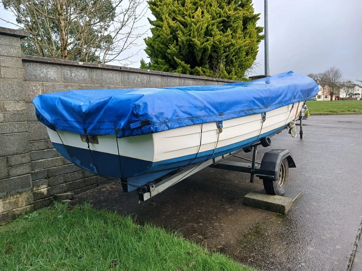 17ft Boat - Image 4