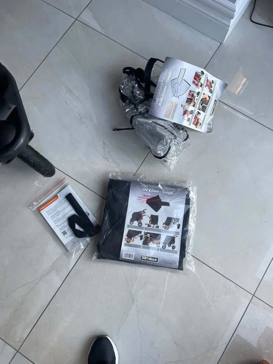 Buggy out and about - Image 4