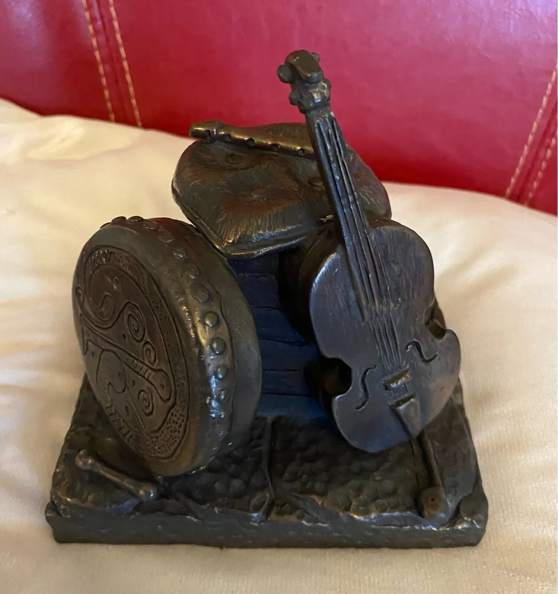 Jeanne Rynhart Bronze- “Seisun Fiddle” - Image 1