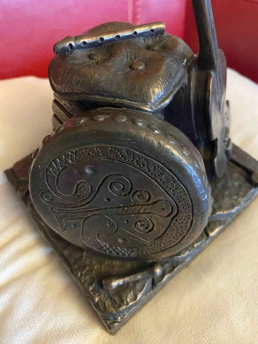 Jeanne Rynhart Bronze- “Seisun Fiddle” - Image 3