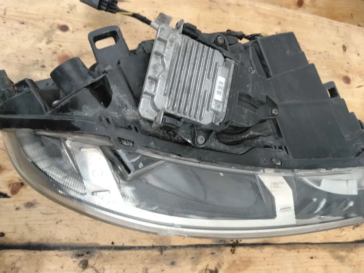 V60/s60 headlight - Image 2
