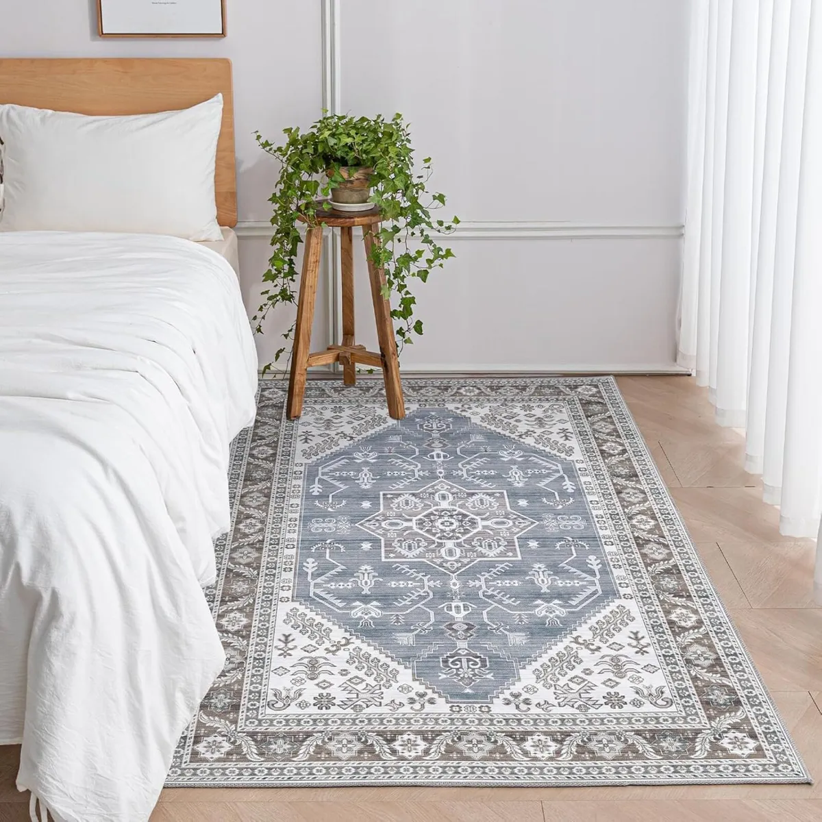 Large Rugs for Living Room 140x200cm Non Slip - Image 3