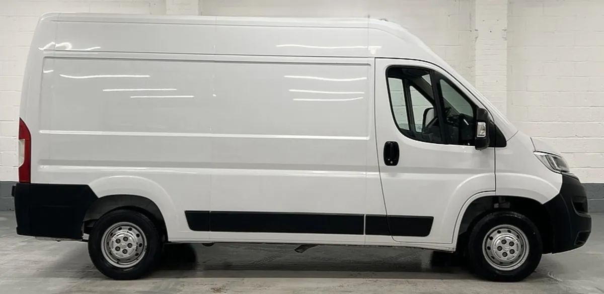 2022 Citroen Relay High Roof Panel Van - Image 1