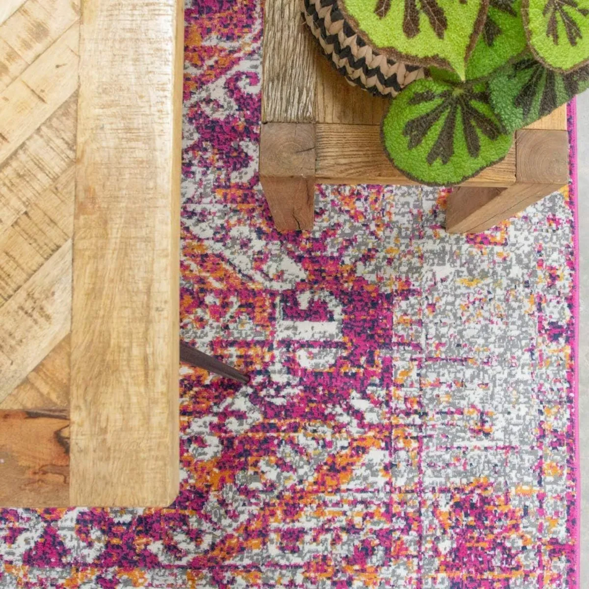 Traditional Aztec Pink Rug Distressed Vintage - Image 2