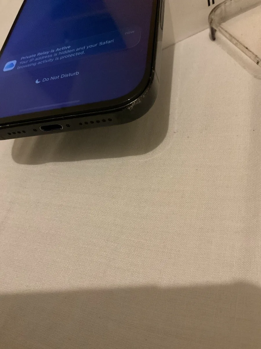 iPhone 16 Pro Max - Image 4