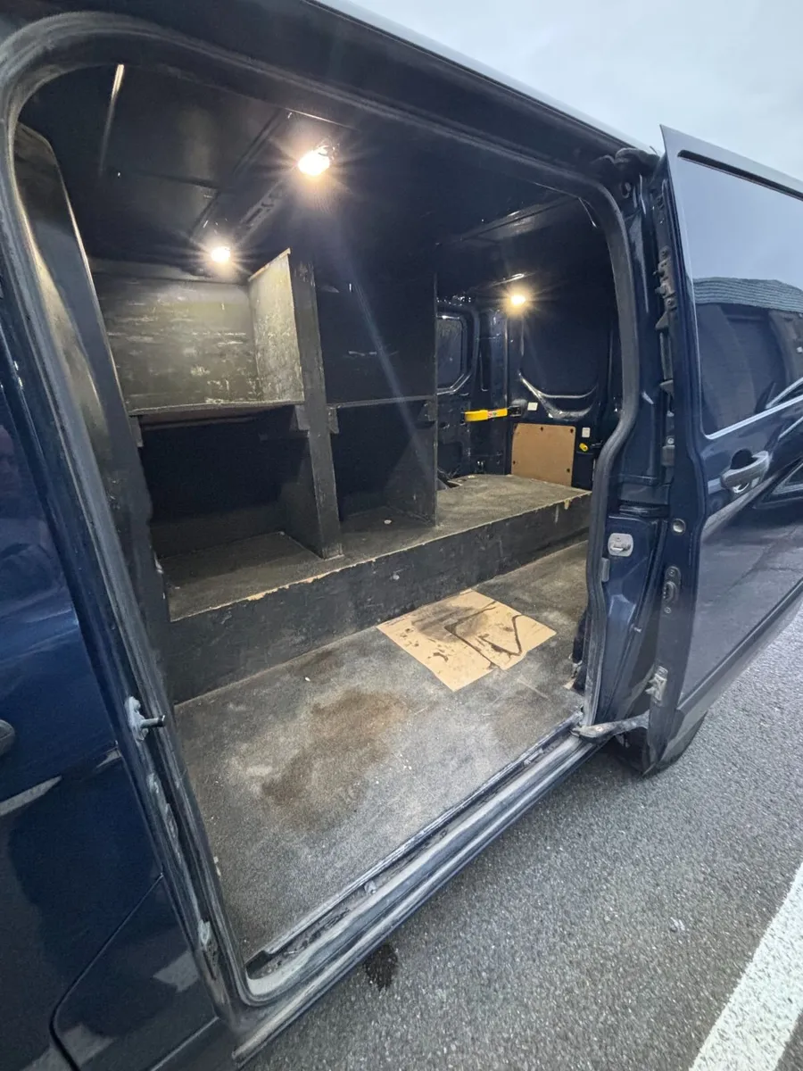 Ford Transit 2021 - Image 4
