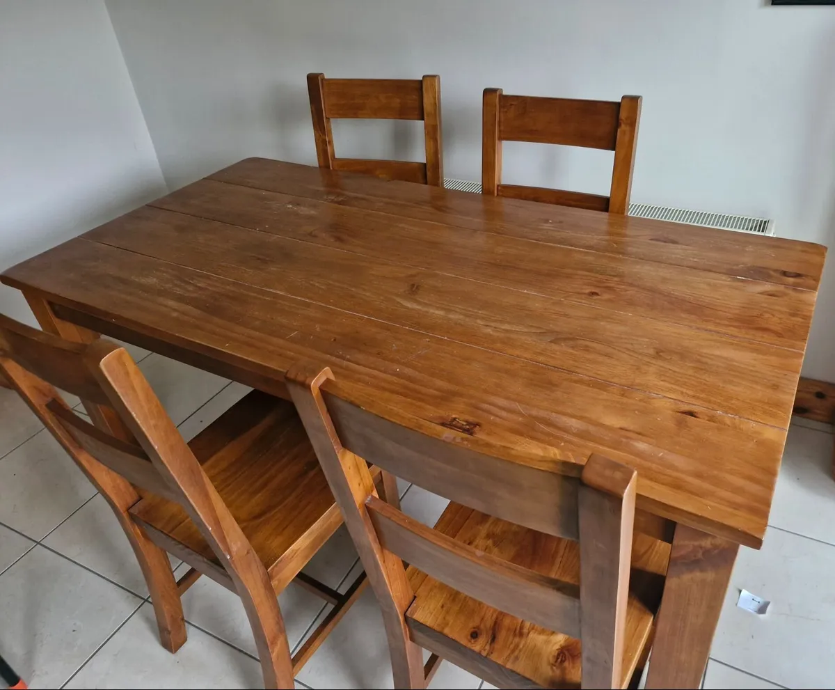 Kitchen Table & 4 Chairs - Image 1