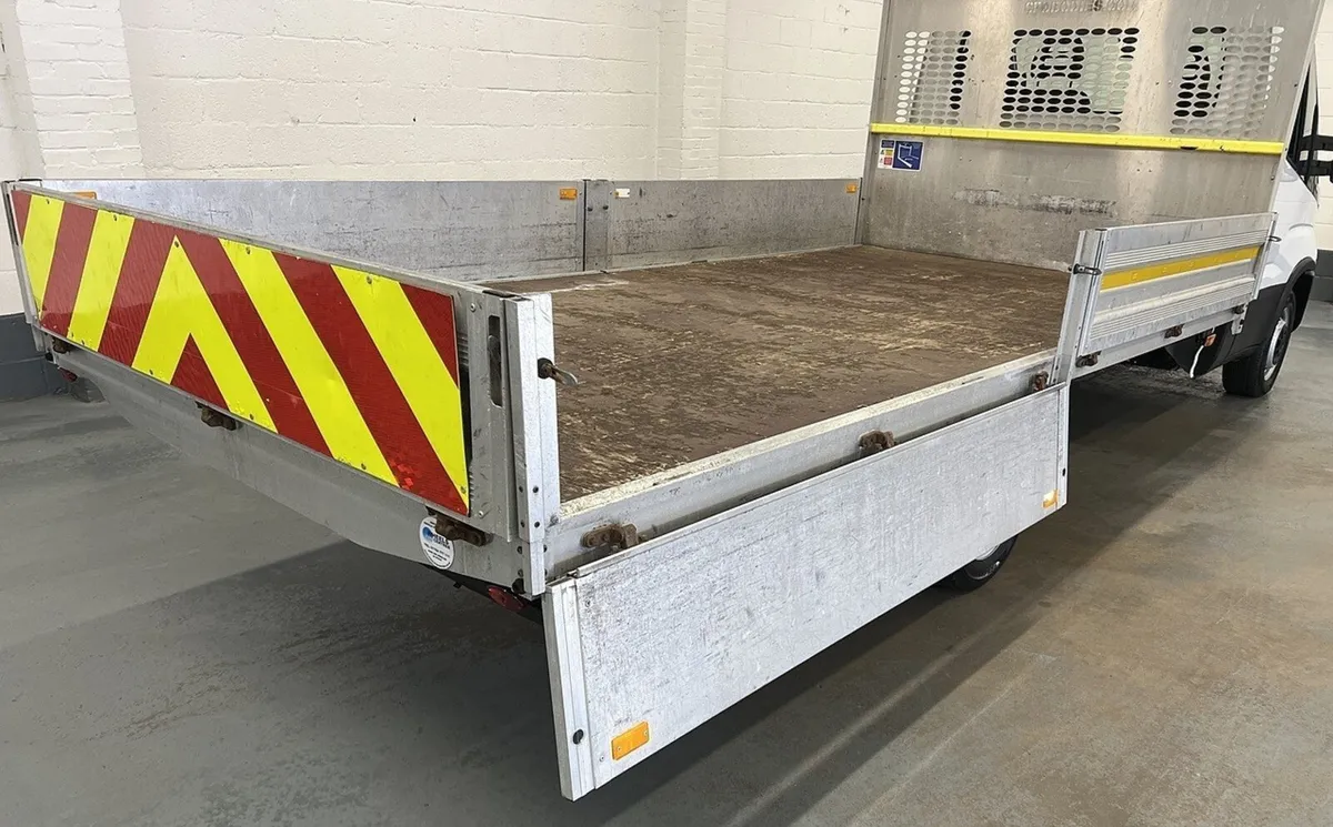 2022 Iveco Daily Dropside Van - Image 3