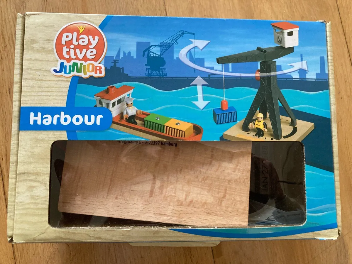 Wooden port - Image 1