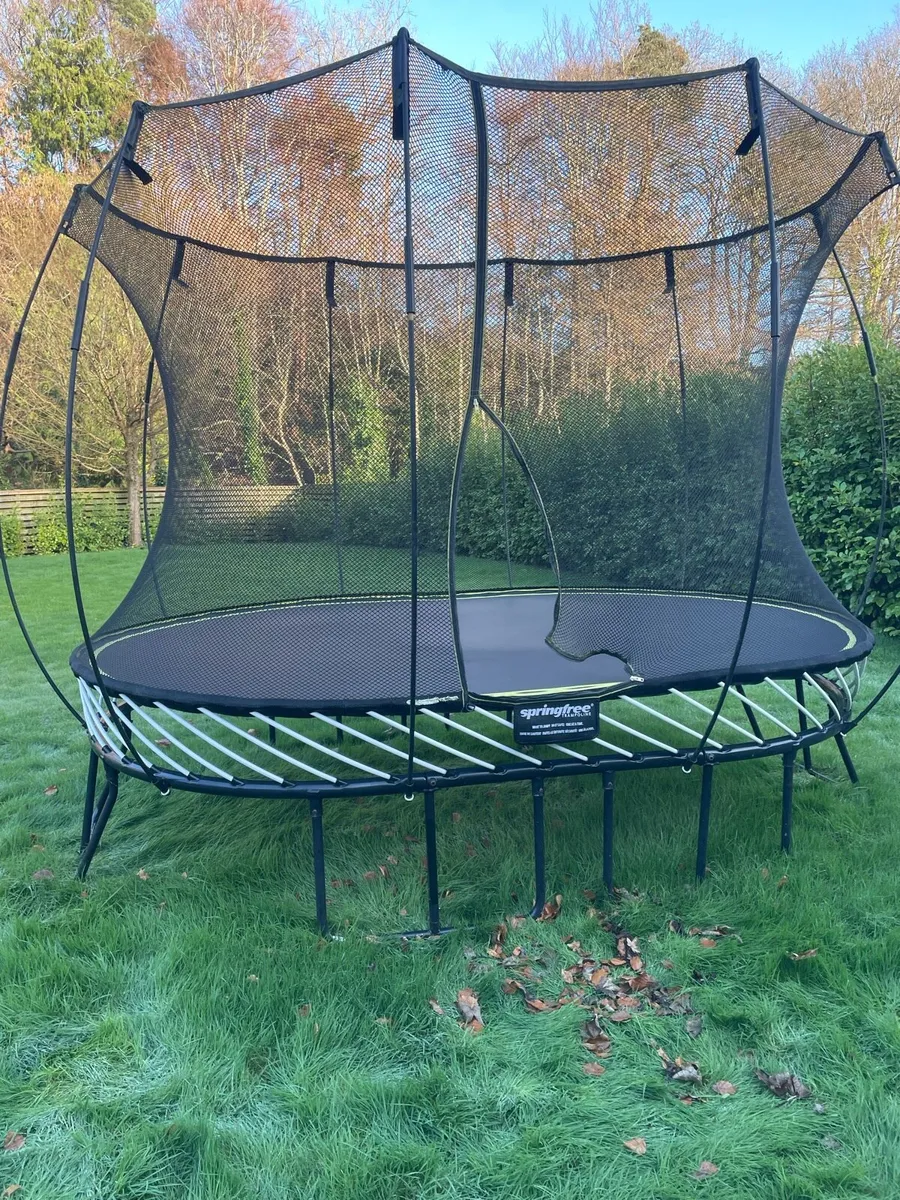 Springless trampoline - Image 1