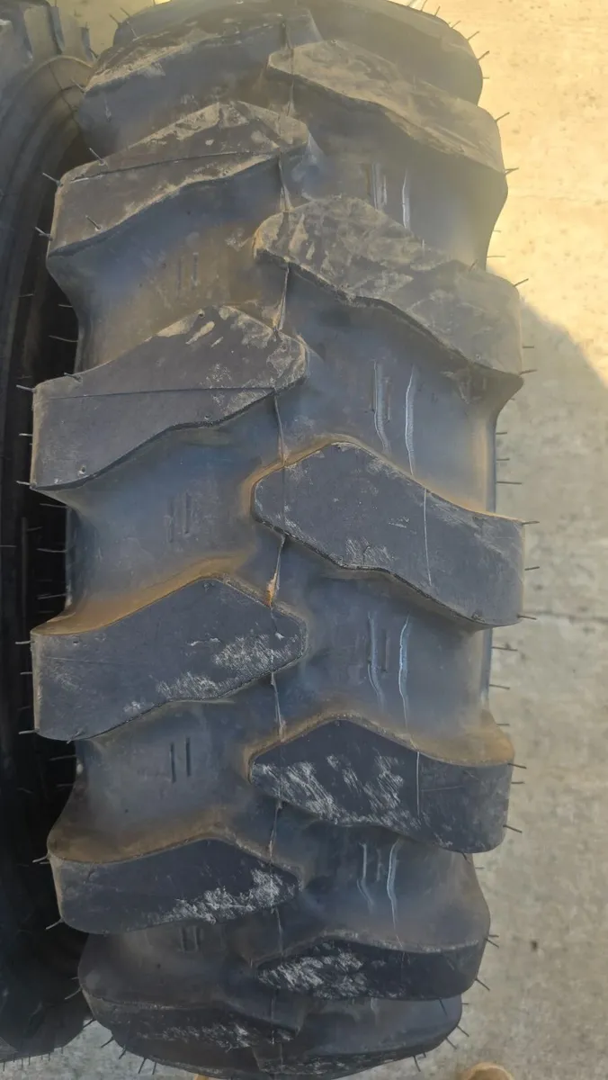 Rubberduck tyres 1000.20 mitas - Image 3