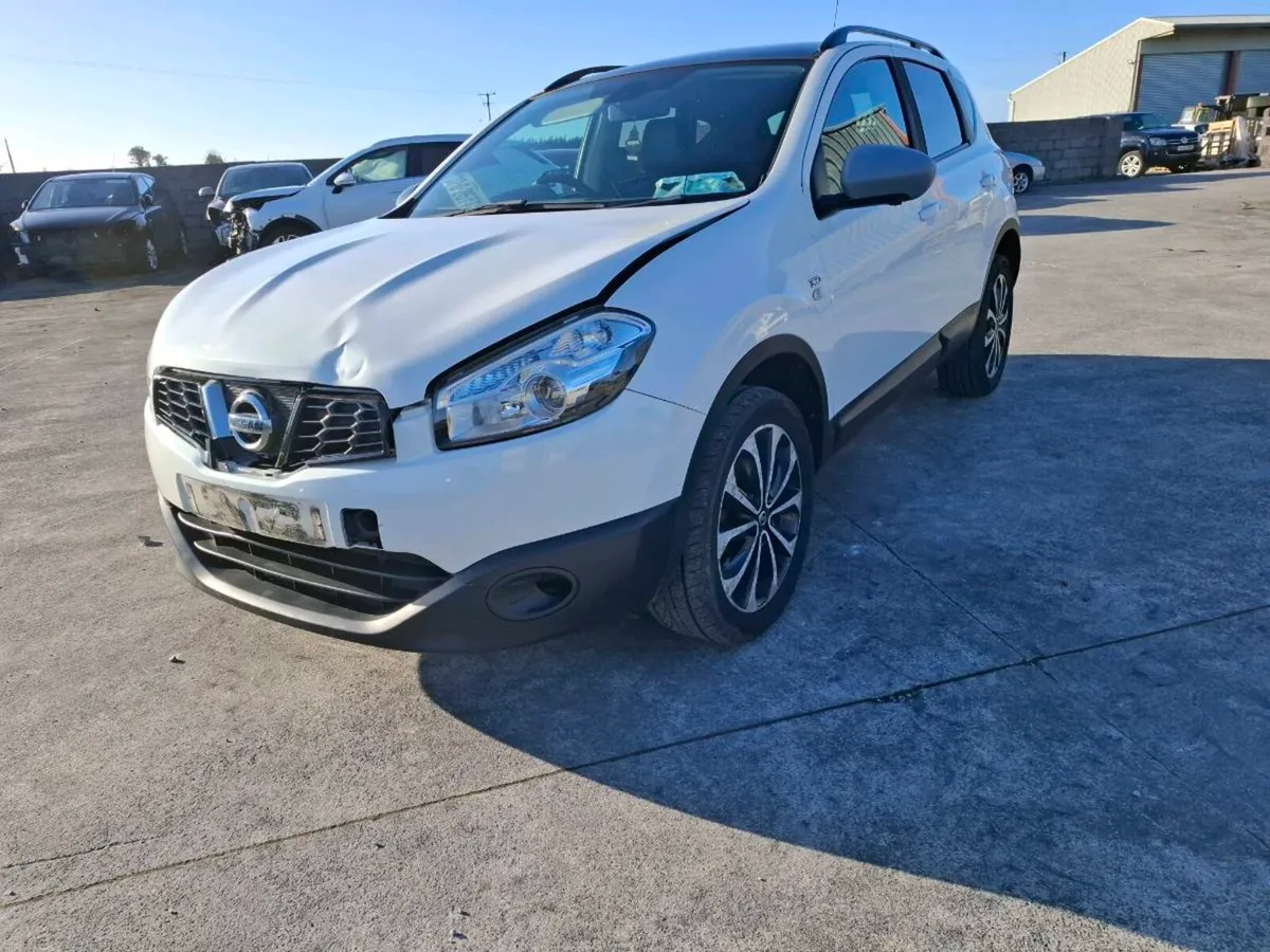 2013 NISSAN QASHQAI DIESEL - Image 2