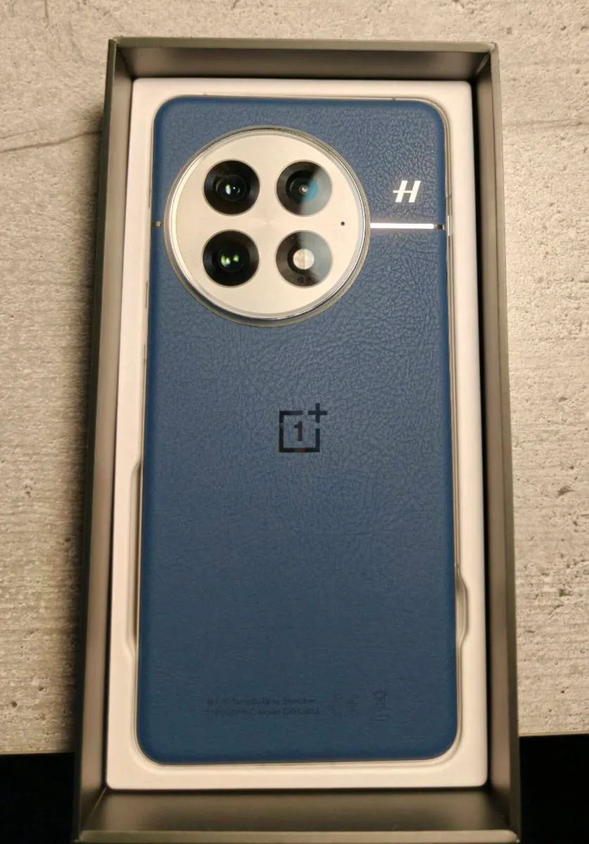 One Plus 13 512GB - Image 1