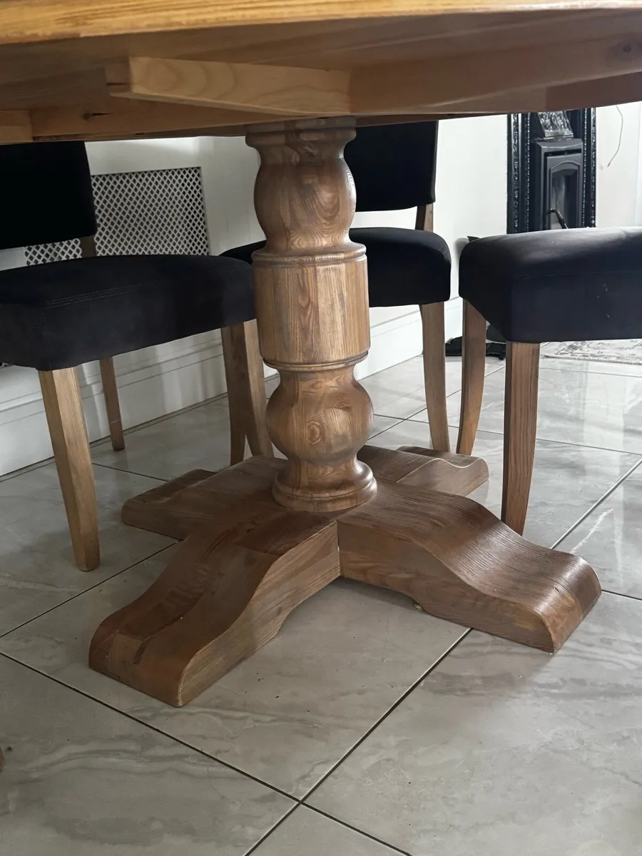 Dining table & 5 chairs - Image 3