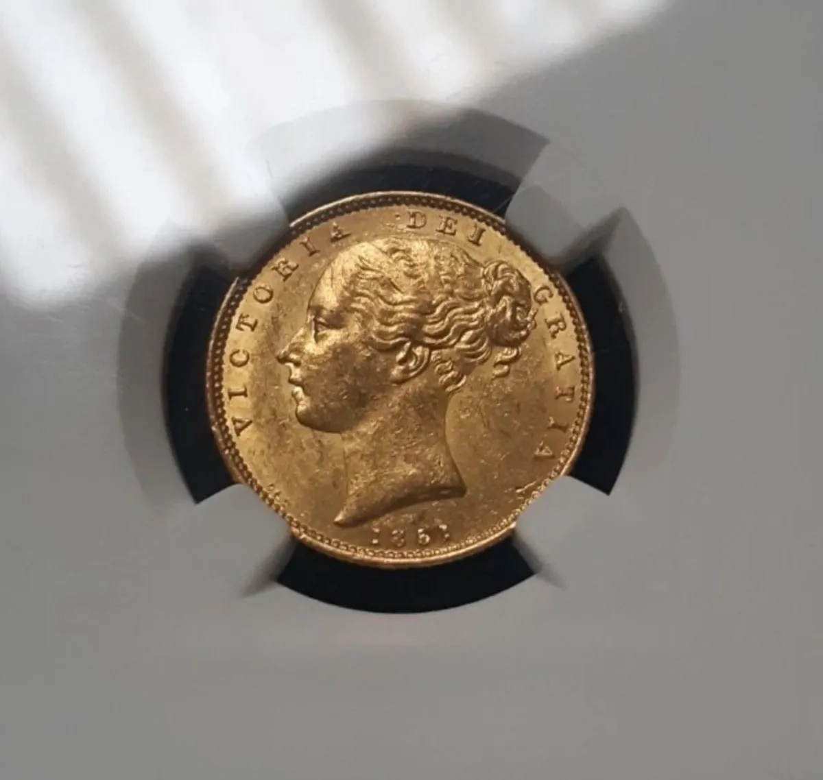 1851 British Gold Sovereign Coin - Image 3