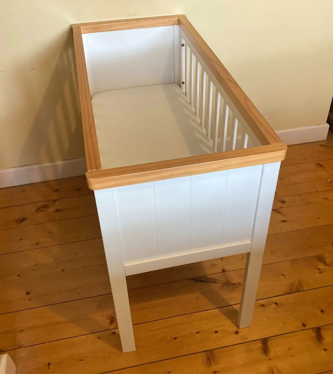 Mothercare Lulworth Baby Crib + Mattress - Image 4