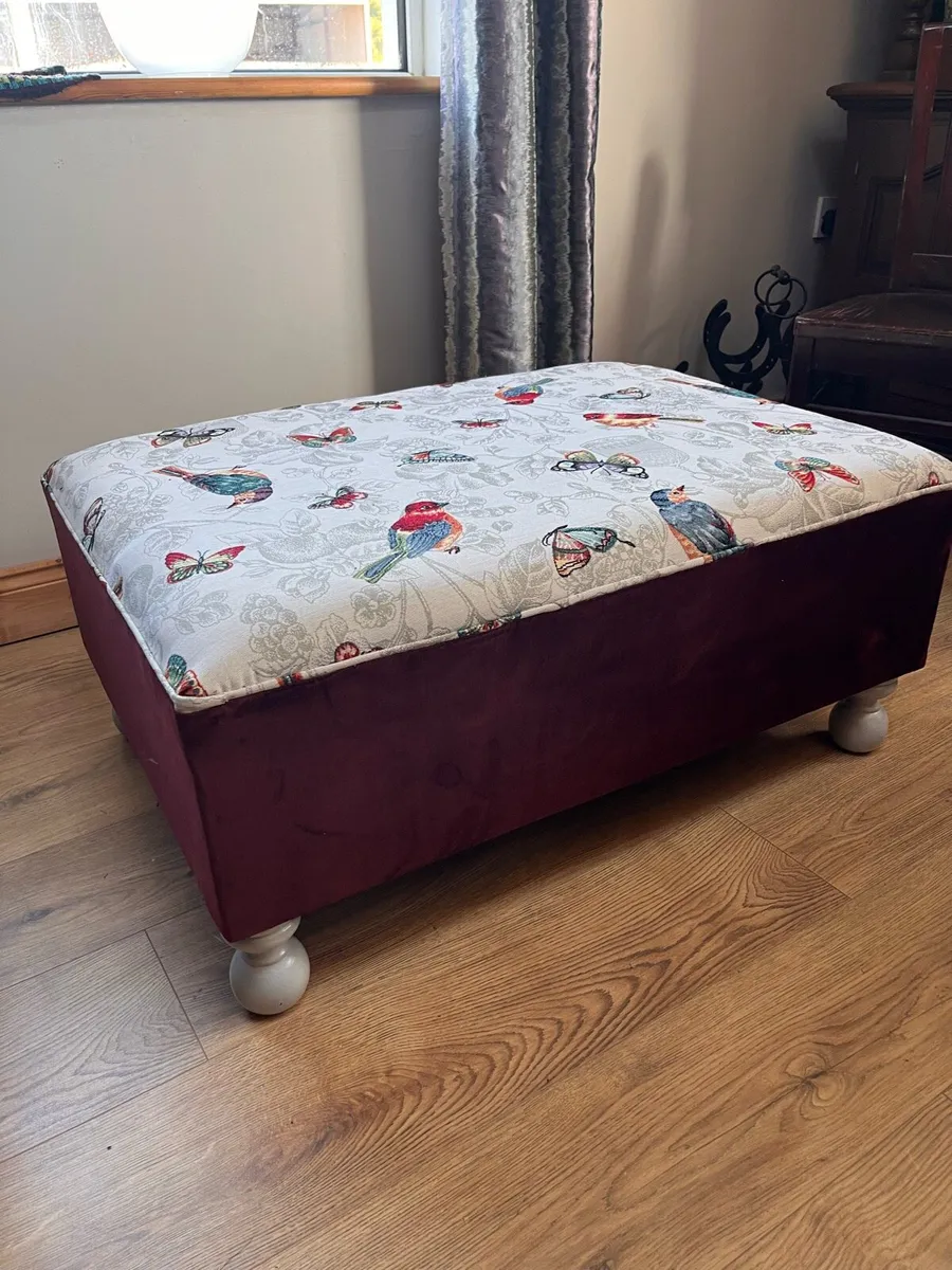 Footstool/ottoman - Image 1