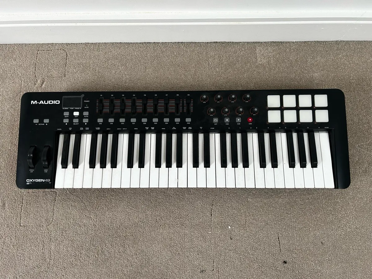 M-Audio Oxygen 49 MIDI USB Keyboard