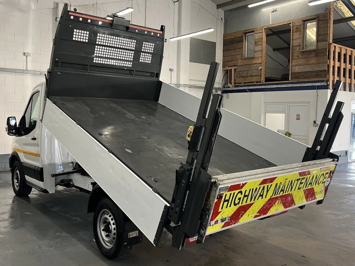 2022 Ford Transit Tipper Van - Image 4