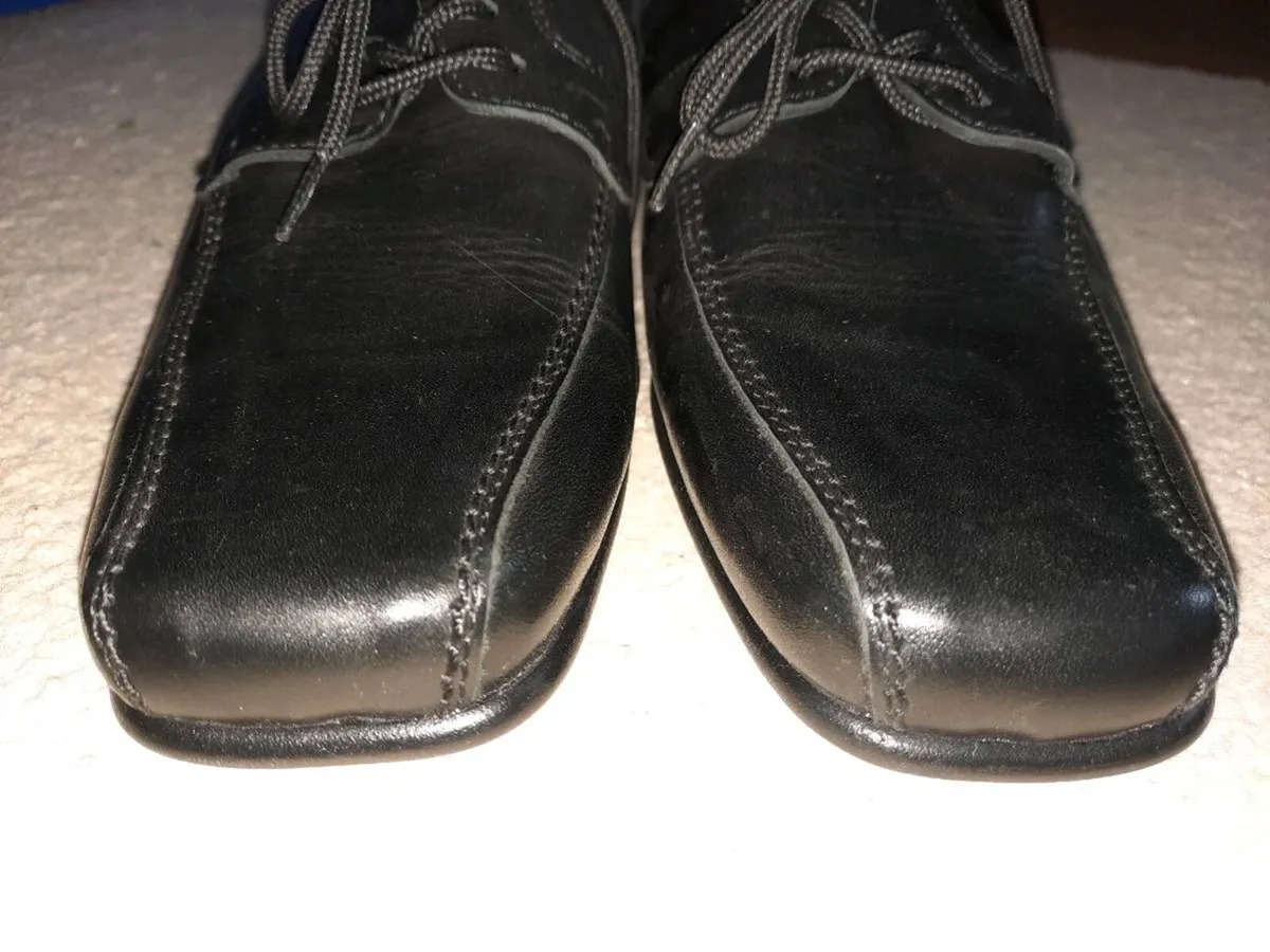 Brand new Katers black shoes, size 37 - Image 3