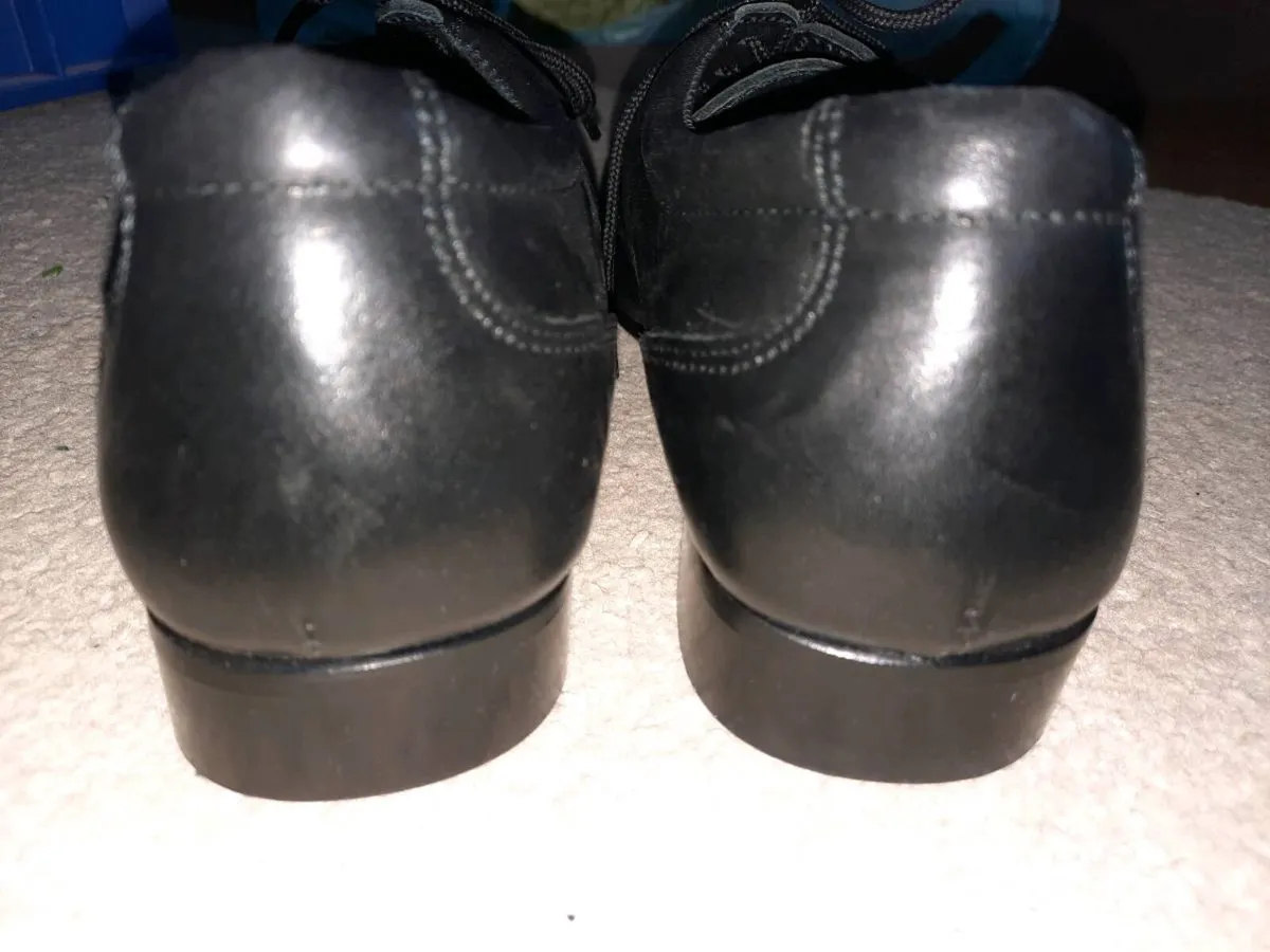 Brand new Katers black shoes, size 37 - Image 4