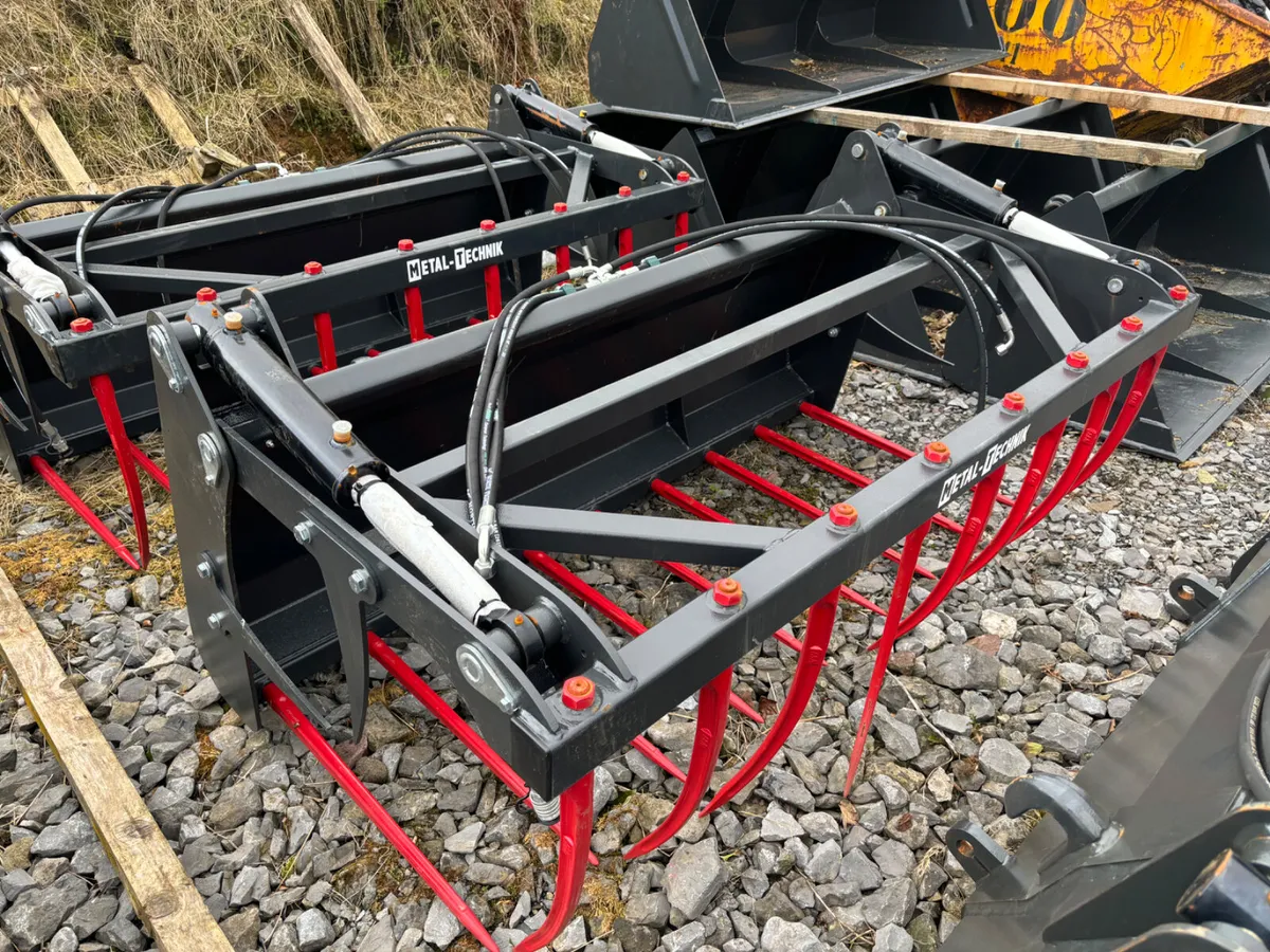 New 1.6 & 1.8M Tine Grabs in Stock!! - Image 3