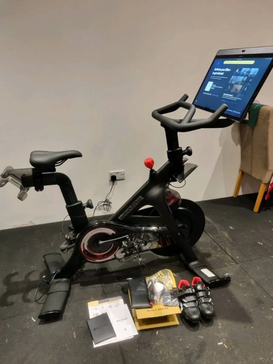 Peloton bike plus (immaculate) - Image 2