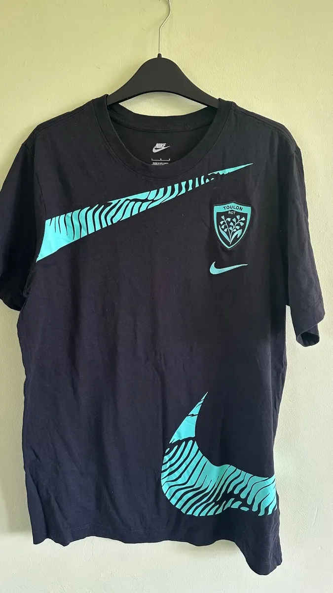 Nike tshirt - Image 1