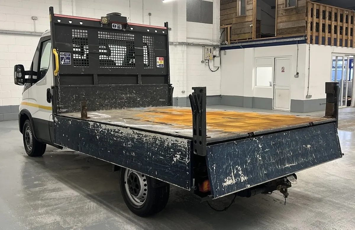 2023 Iveco Daily Tipper Van - Image 3