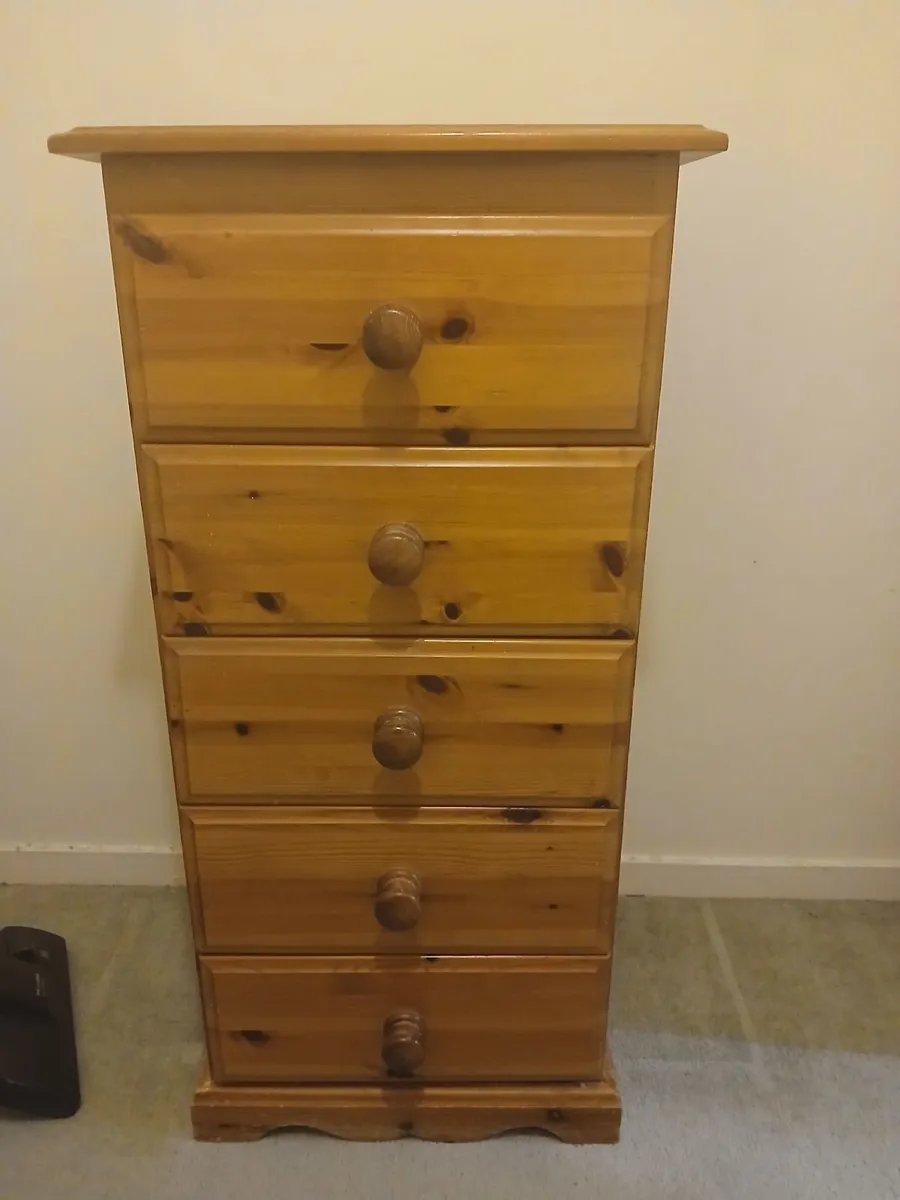 Bedroom Chest of drawers and Locker. Set of 3 - Image 3