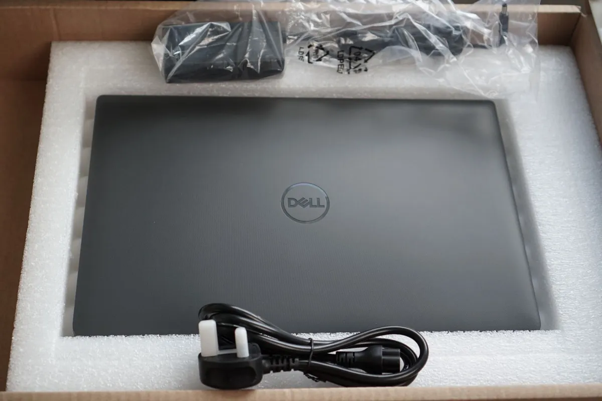 New Dell Latitude 3550 15.6" | i5-1335U | 16GB - Image 4