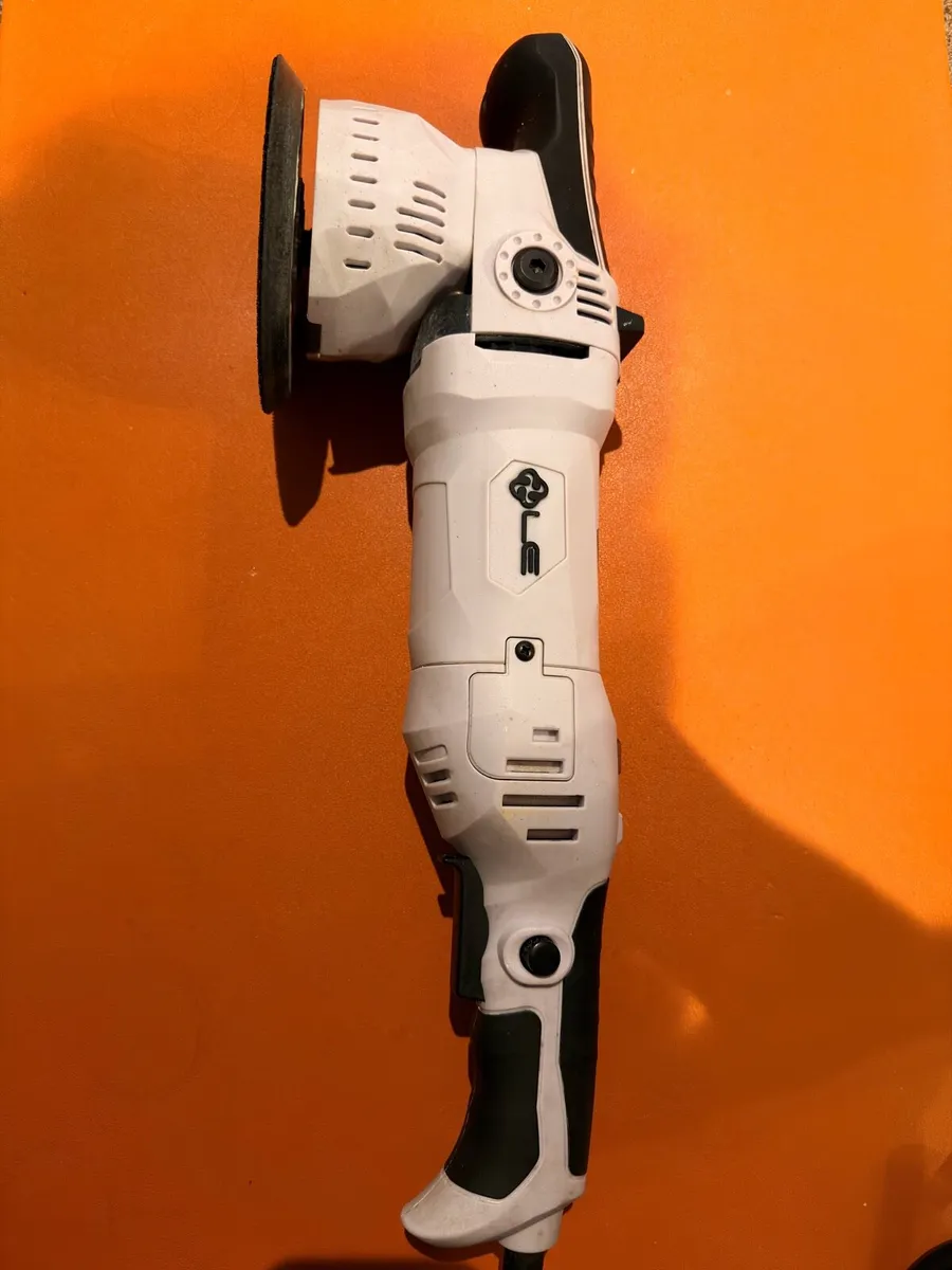 Liquid elements T3000 car polisher - Image 1