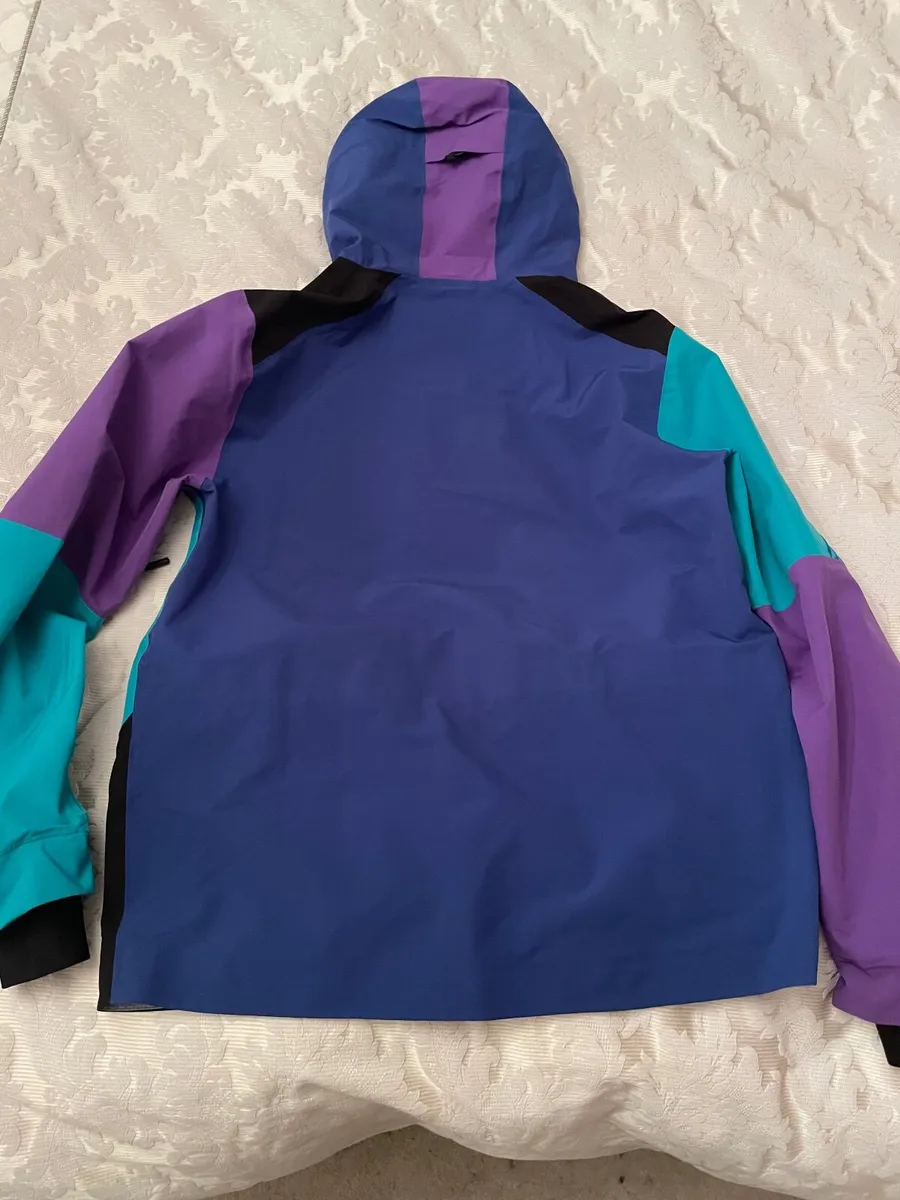 Men’s Superdry ski jacket with zip in Puffa jacket - Image 3