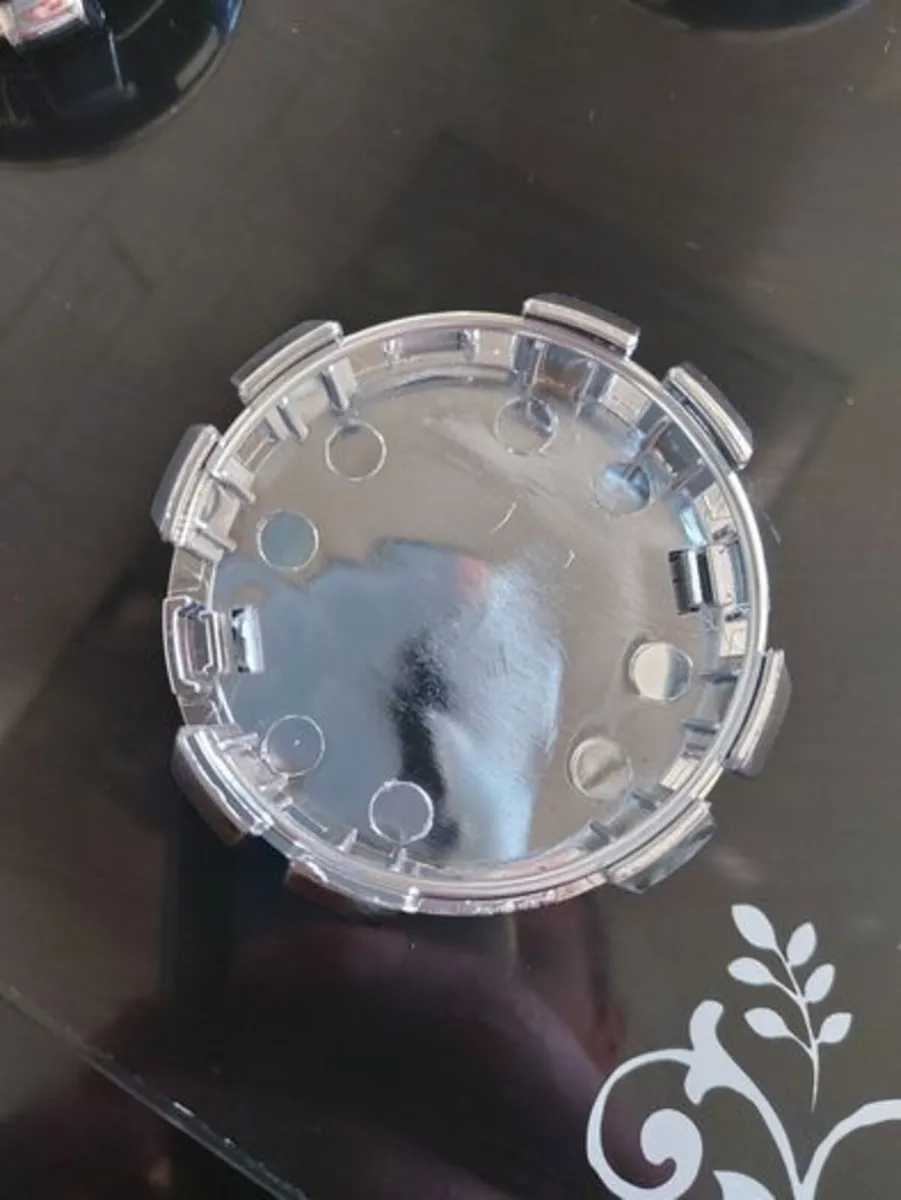 Toyota Centre Caps (62mm) FREE POST - Image 2