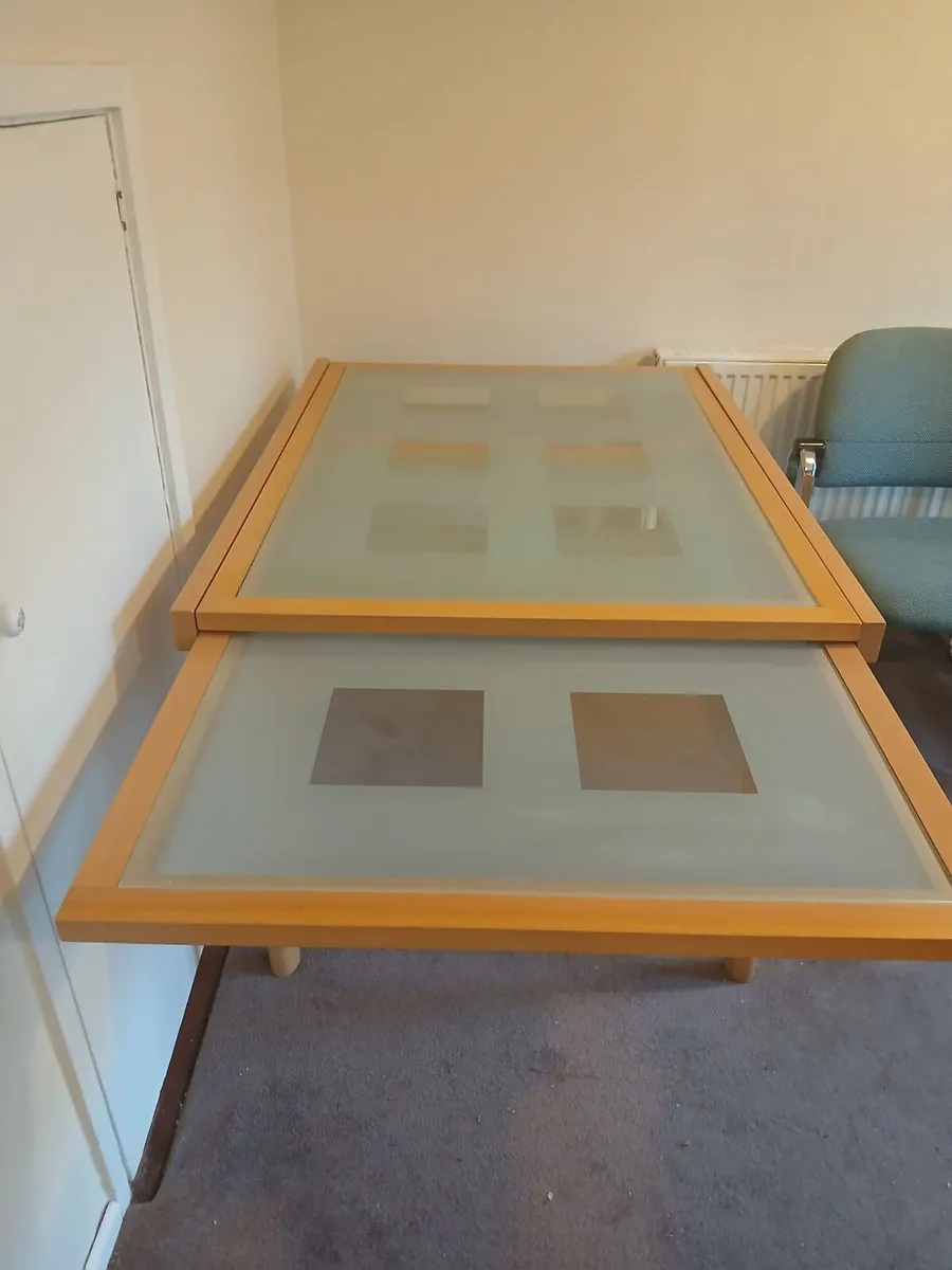 Extendable glass kitchen table. - Image 2