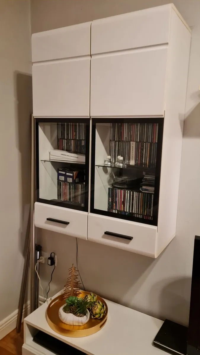 Wall & floor media centre - Image 3