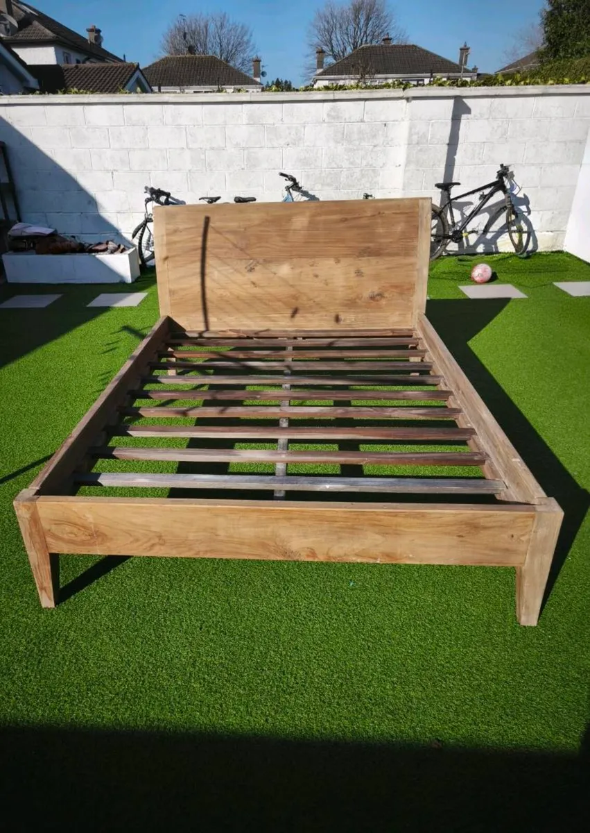 Free Natural wood bed frame - Image 1