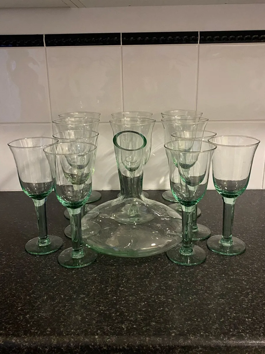 Wine glasses - Image 1