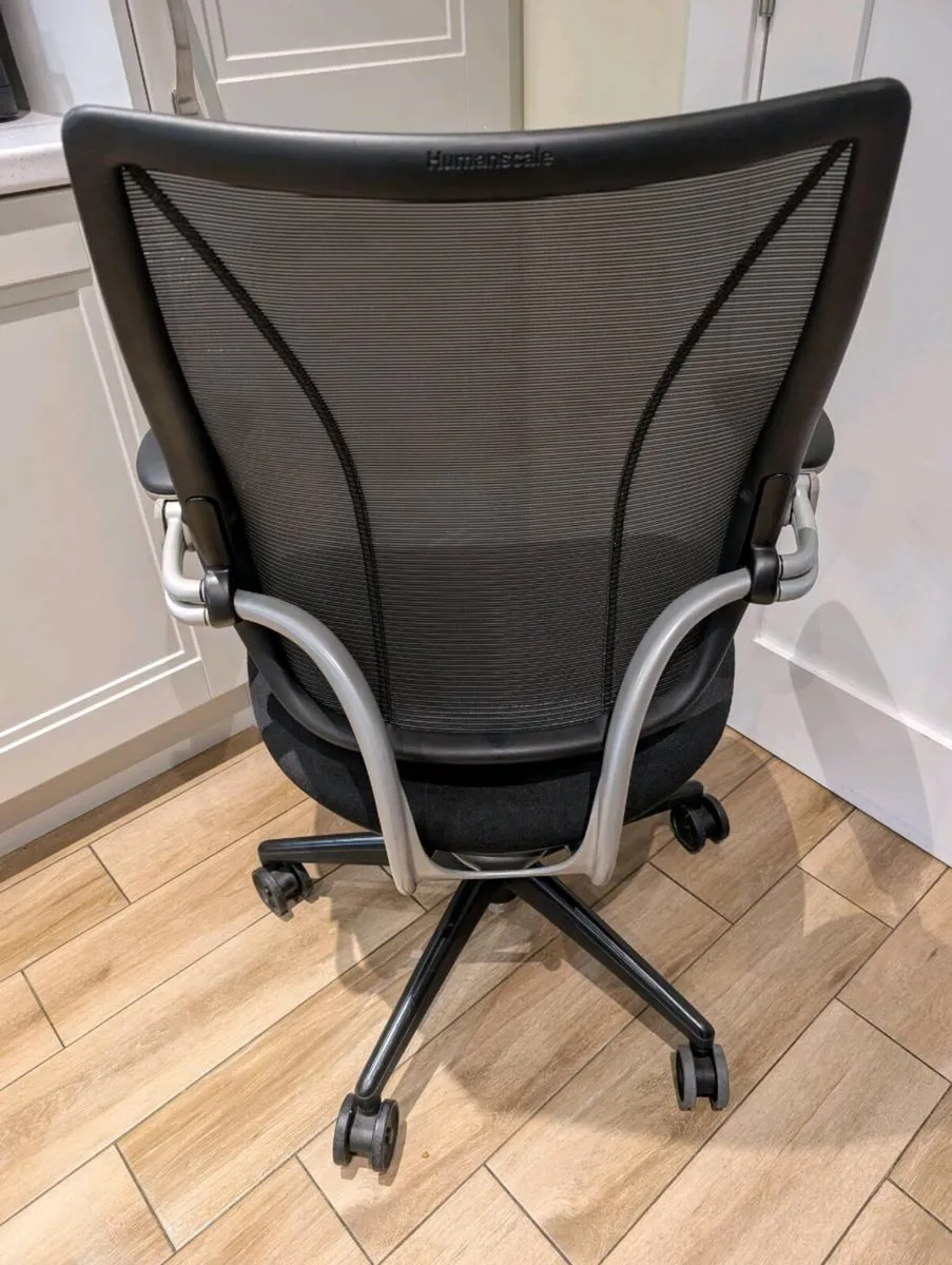 Ergonomic office chair - Image 2