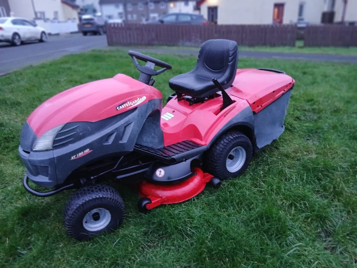 Ride on lawn mower - Image 3