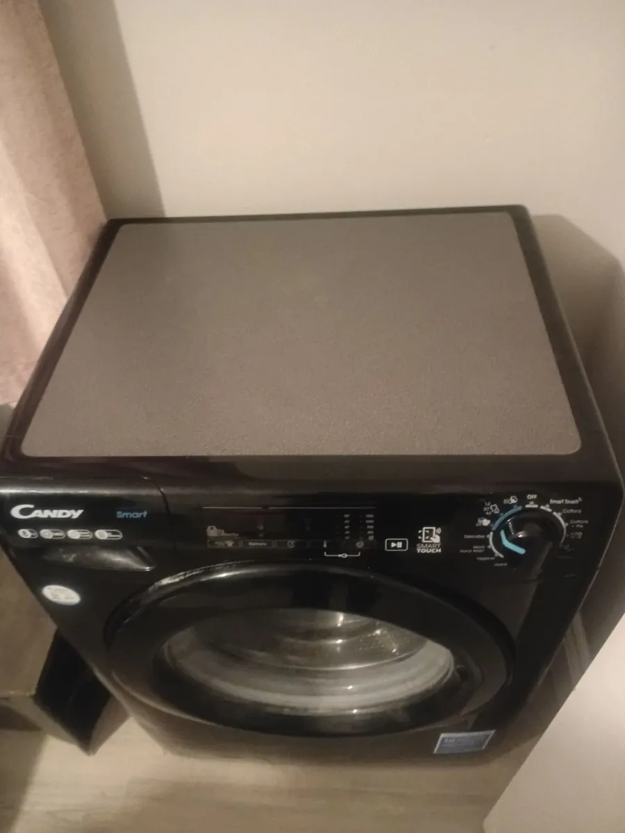 Washing machine - Image 1