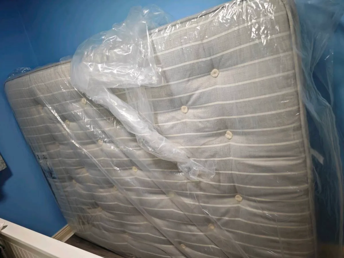 5ft King size mattress - Image 2