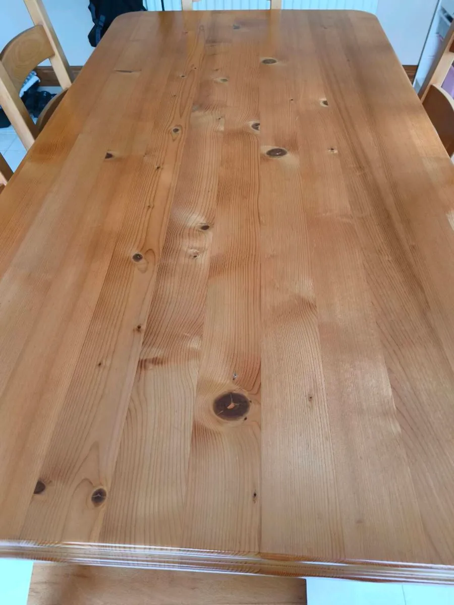 Dining table and chairs - Image 2