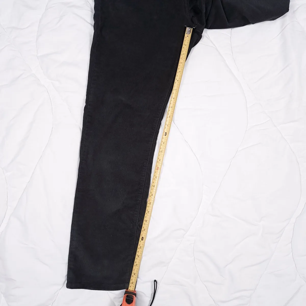 Levi’s Black 511 Slim Corduroy Trousers W34 L30 - Image 3