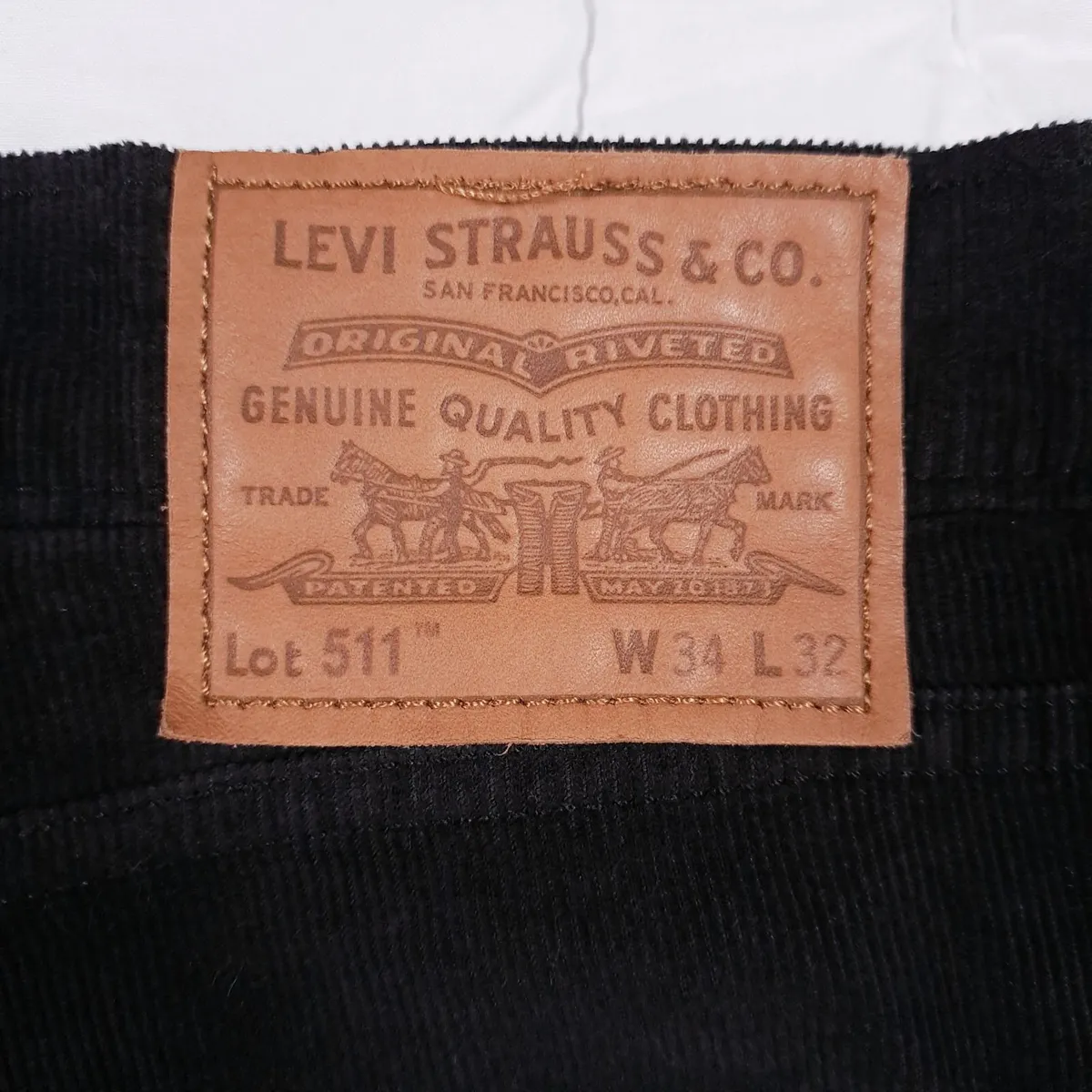 Levi’s Black 511 Slim Corduroy Trousers W34 L30 - Image 4