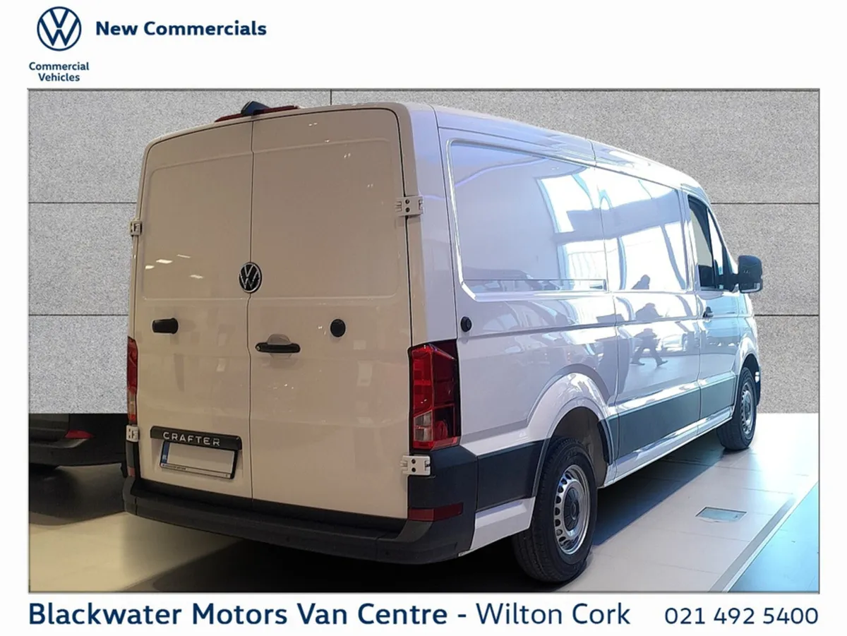 Volkswagen Crafter CRAFTER T 35 MWB 177HP M6F - Image 3