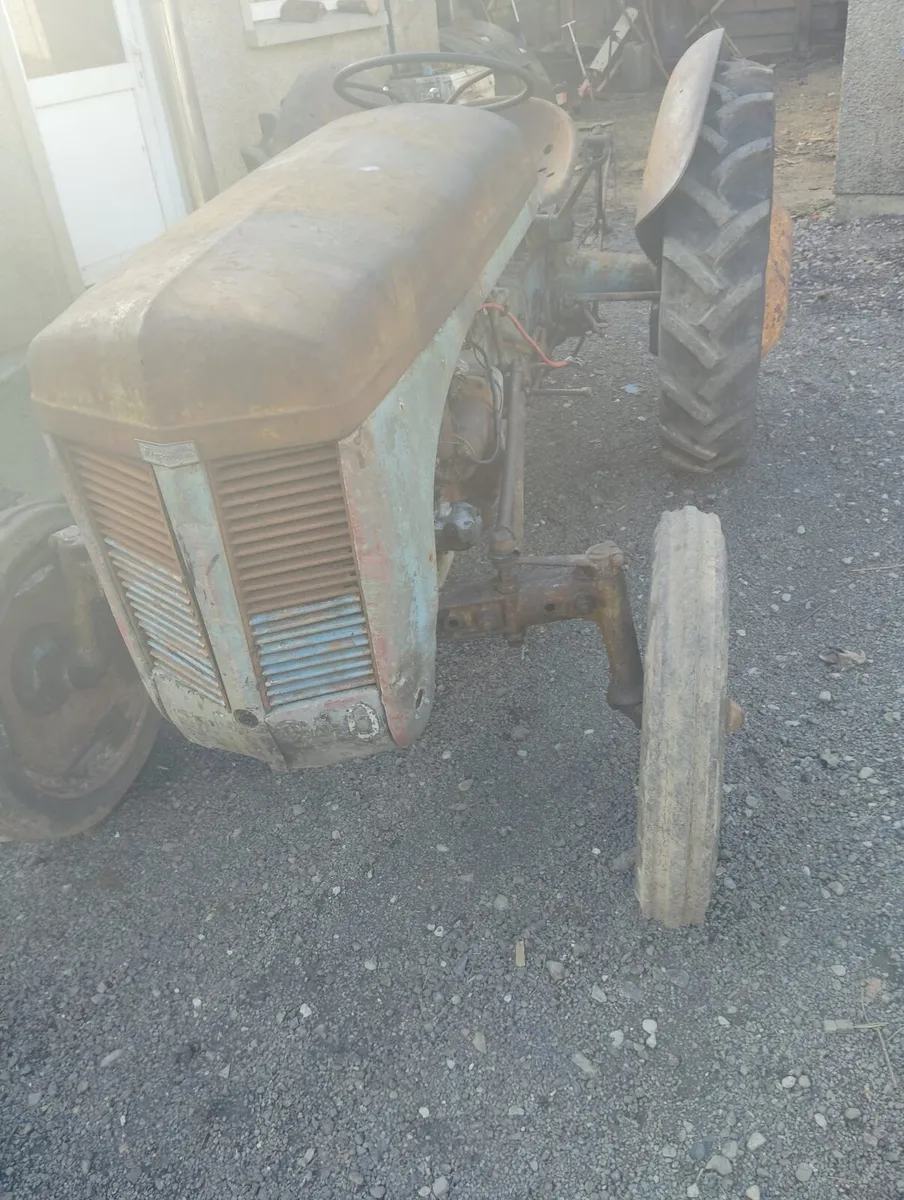 Ferguson 20 tvo - Image 1