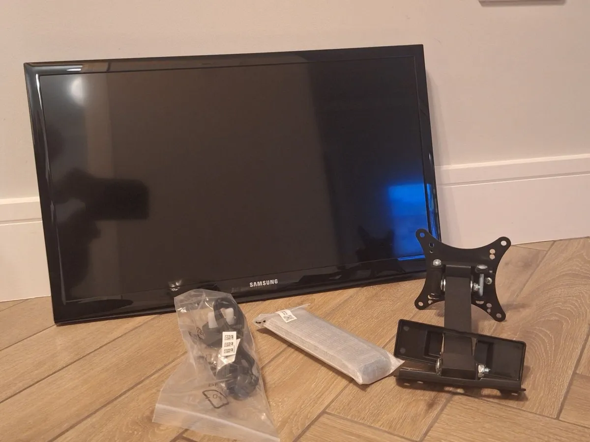 Samsung tv - Image 3